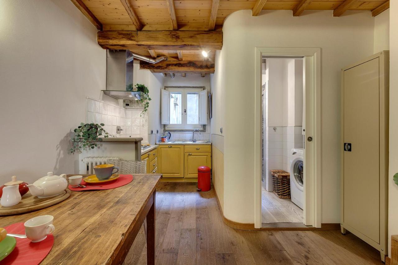 Diciotto Apartment By Mamo Florence Luaran gambar