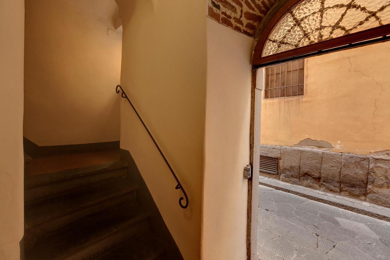 Diciotto Apartment By Mamo Florence Luaran gambar