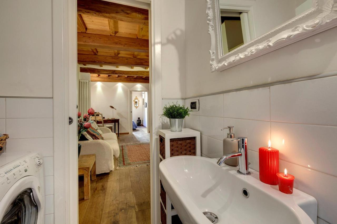 Diciotto Apartment By Mamo Florence Luaran gambar